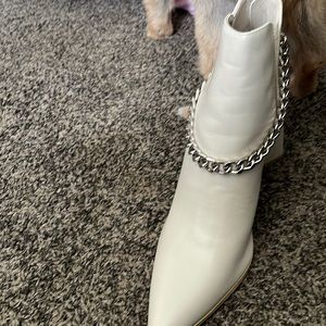 LAST CALL🚨Cape Robbin Point the Way Silver Chain Block Heel Ankle Booties